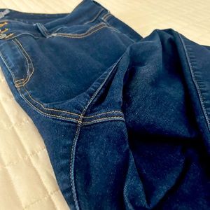 Women’s Jeans from TORRID 💙💙💙💙💙